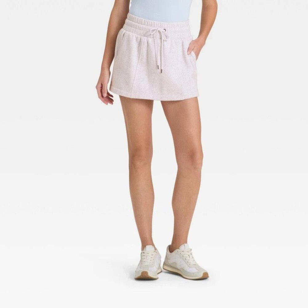 NWT Women's Medium Fleece Mini Skort - Universal Thread Light Heather Gray M